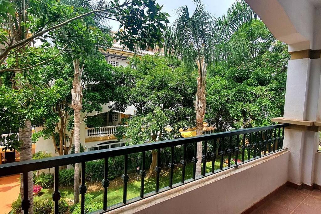 Apartamento Deluxe Puerto Banus Lägenhet Marbella Exteriör bild